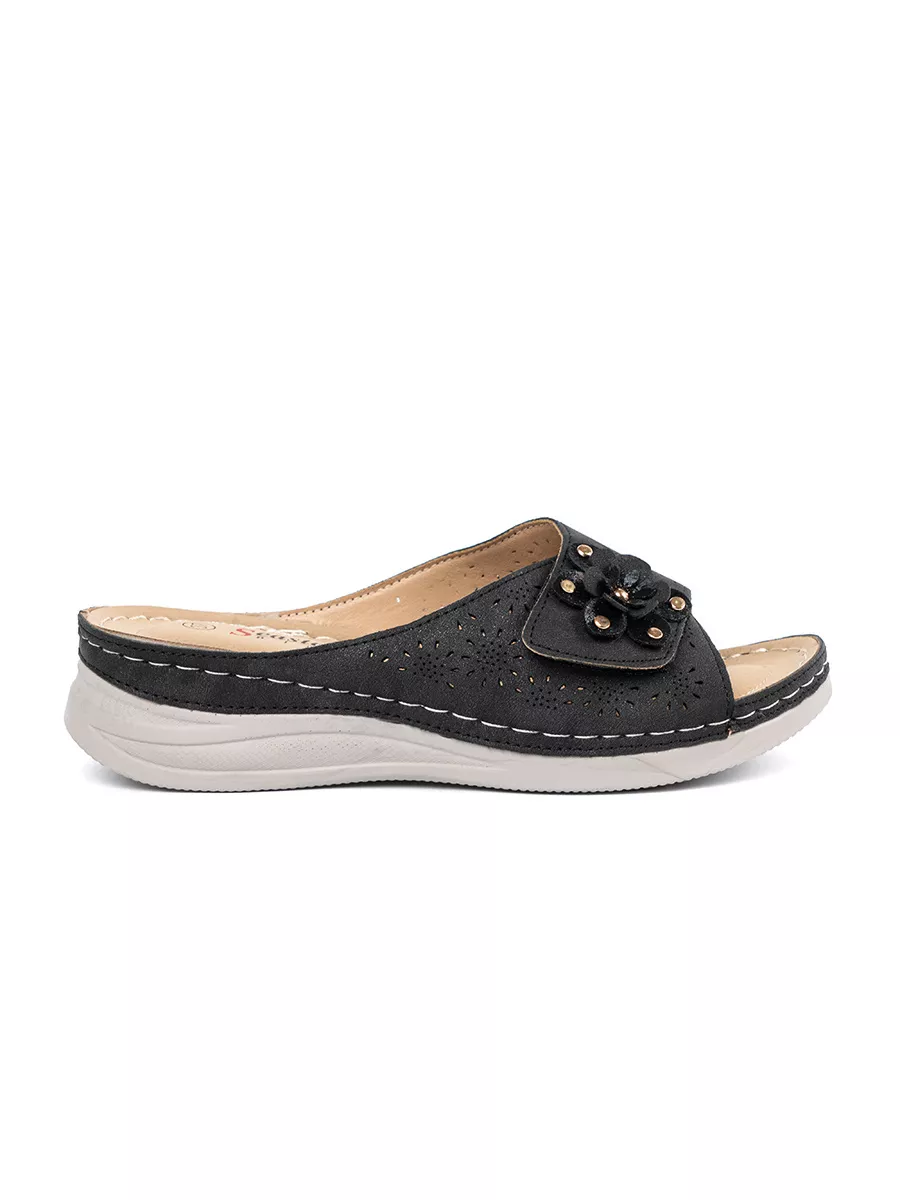 Juodos moterix161kos x161lepetx117s su gx117lix173