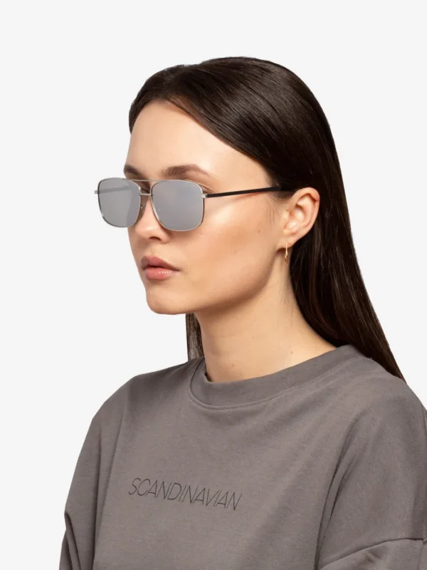 Moterix161ki sidabriniai akiniai nuo saulx117s 1