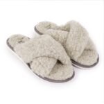 Vilnonės šlepetės moterims K-4217