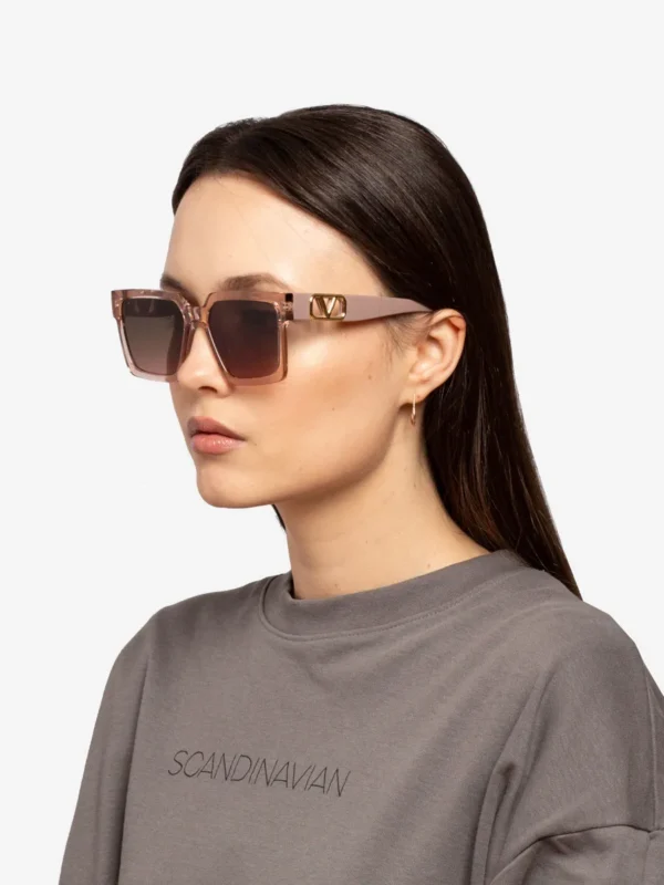 x160viesiai rudi elegantix161ki akiniai nuo saulx117s moterims